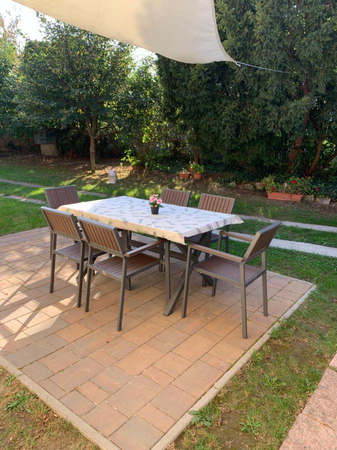 Ferienwohnung Ica Vendeghaz Sutto Exterior foto